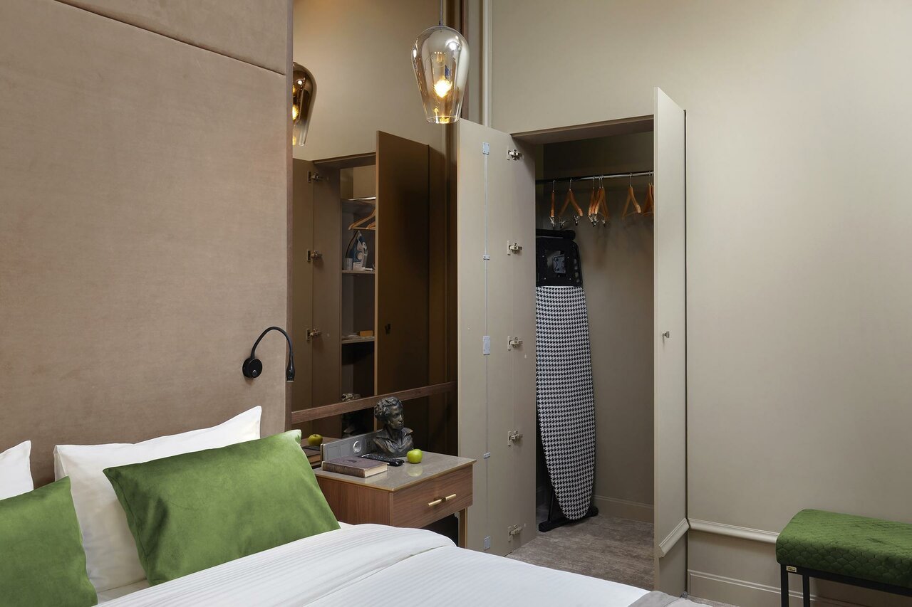 Гостиница Пушкин Москва-94